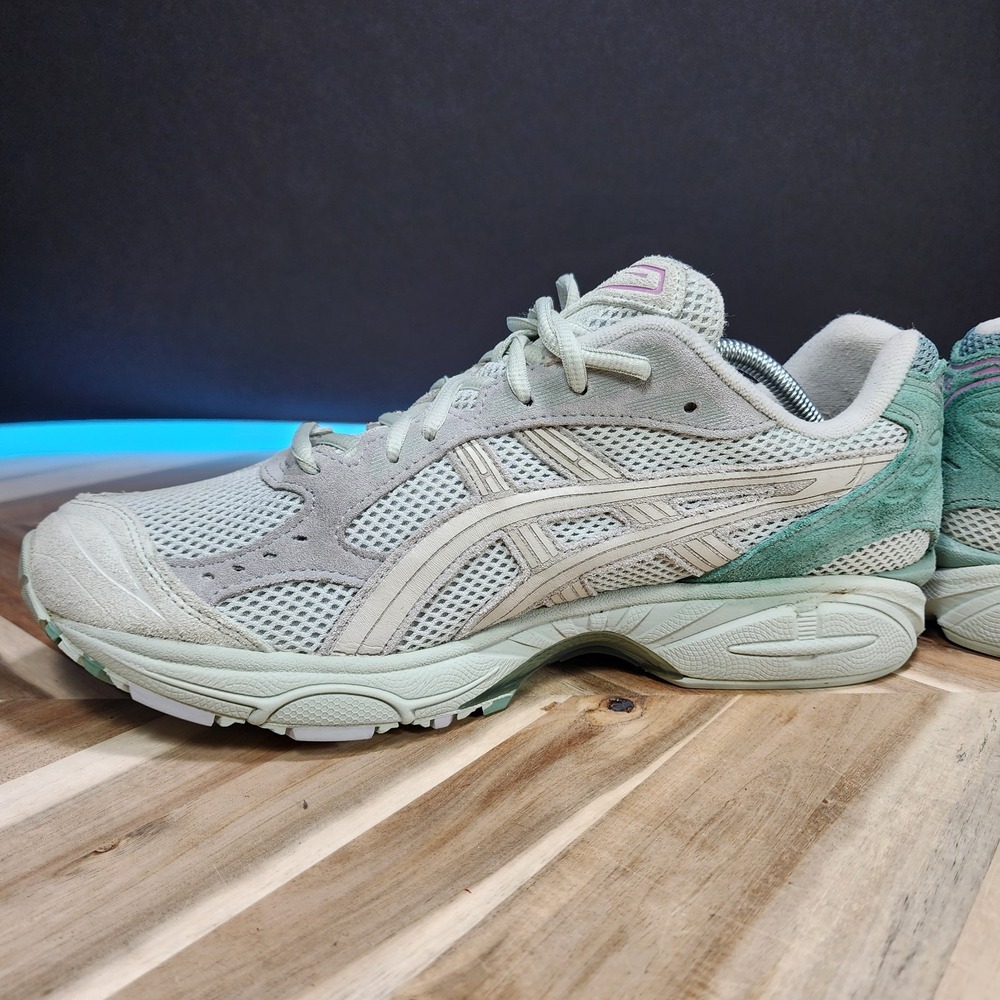 ASICS Gel-Kayano 14 Light Sage Smoke Grey Mens Shoes 1201A161-023 Size 11 - Picture 5 of 13